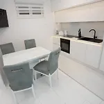 Pascal Apartman *
